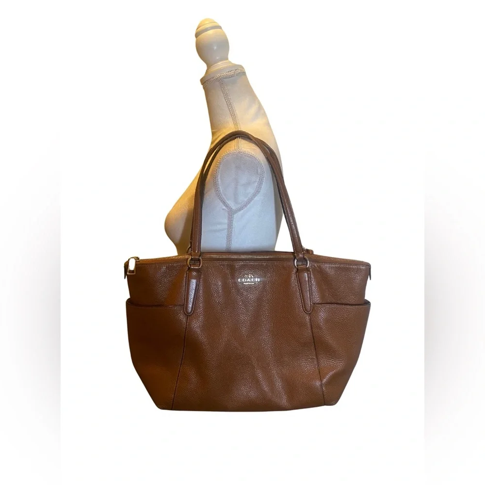 Coach Brown Leather Tote Bag - Picture 1 of 16